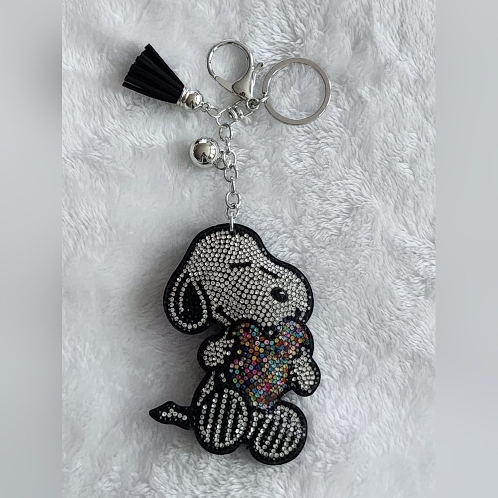 Snoopy Rhinestone Keychain with Colorful Heart Sparkling Bag Charm